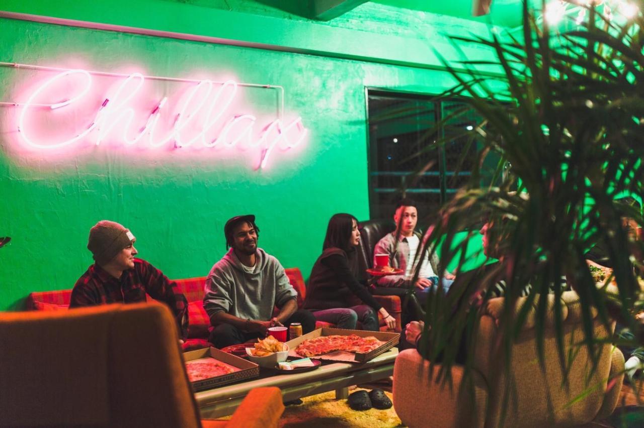 Hostel Chillax Οσάκα Εξωτερικό φωτογραφία